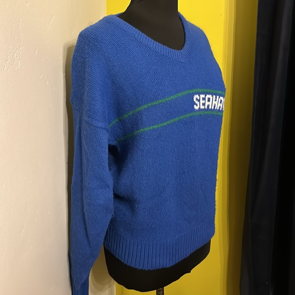 RARE VINTAGE Authentic NFL Seahawks Pro Line Wool Blend Sweater - Picture 3 of 11